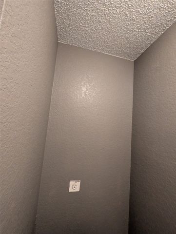 6709 Ridgecrest Court, Fort Worth, TX 76133