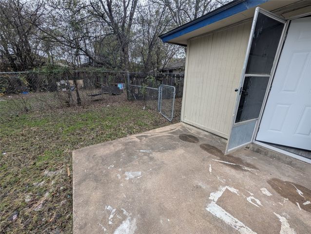 6709 Ridgecrest Court, Fort Worth, TX 76133