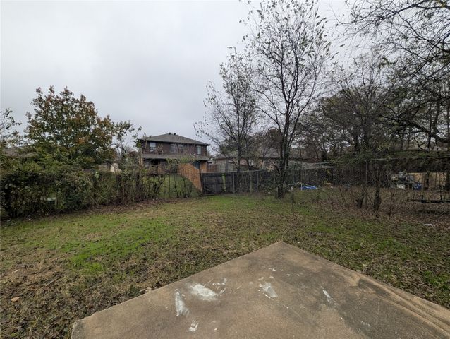 6709 Ridgecrest Court, Fort Worth, TX 76133