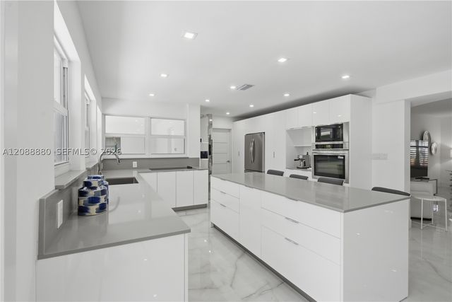 14675 SW 78th Ave, Palmetto Bay, FL 33158