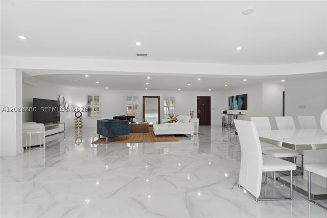 14675 SW 78th Ave, Palmetto Bay, FL 33158