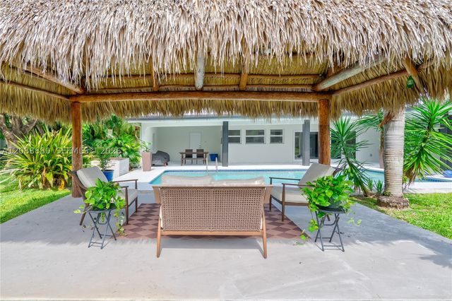 14675 SW 78th Ave, Palmetto Bay, FL 33158