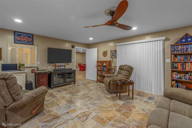 7027 Highway 80, Princeton, LA 71067