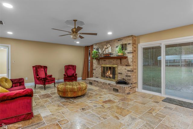 7027 Highway 80, Princeton, LA 71067