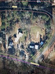 721 Glenn Ferry Road, Fair Play, SC 29643