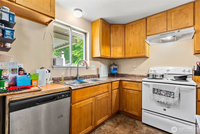 1624 Hume Street S, Tacoma, WA 98444