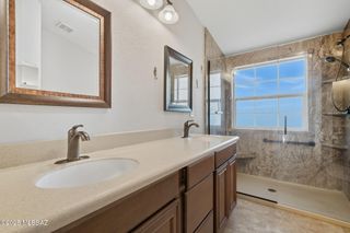 5000 E Grant Rd Unit 207, Tucson, AZ 85712