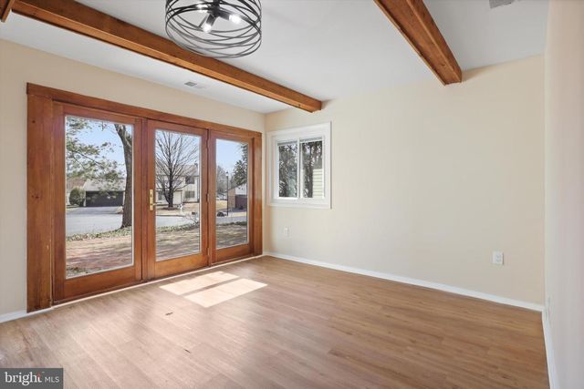 103 FARMINGTON LN, Sterling, VA 20164
