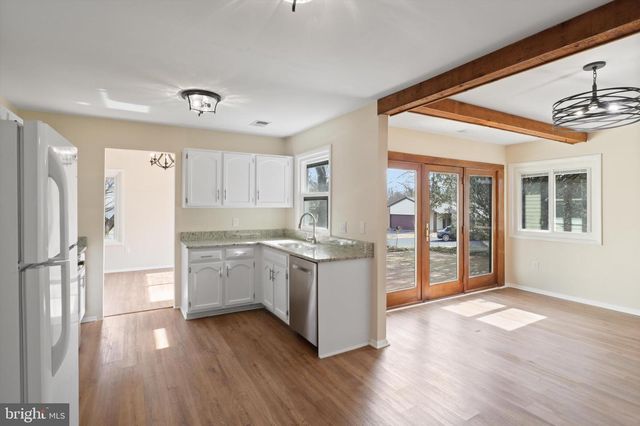 103 FARMINGTON LN, Sterling, VA 20164