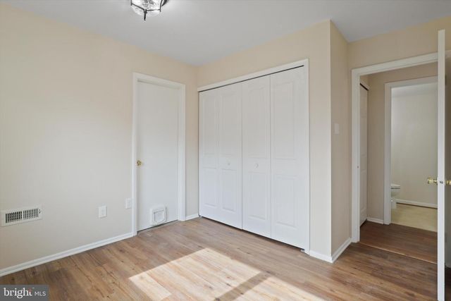 103 FARMINGTON LN, Sterling, VA 20164