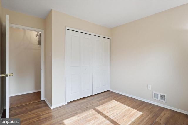 103 FARMINGTON LN, Sterling, VA 20164