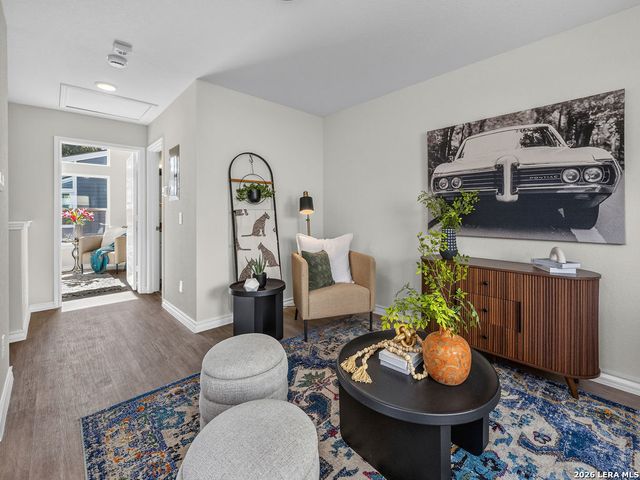 310 W Evergreen St Unit 101, San Antonio, TX 78212