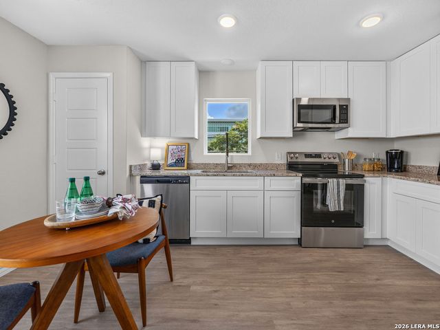 310 W Evergreen St Unit 101, San Antonio, TX 78212