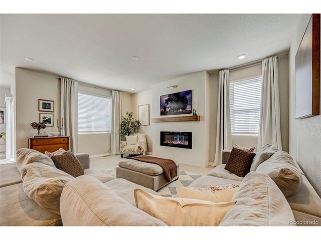 10499 Rolling Peaks Dr, Peyton, CO 80831