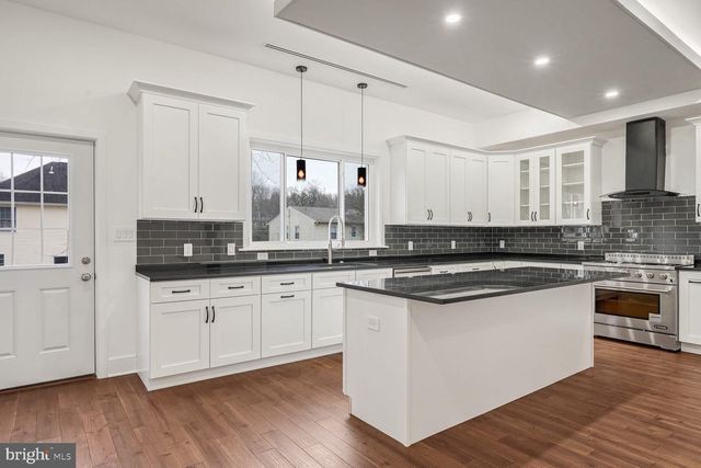 4917 ERIE ST, Annandale, VA 22003