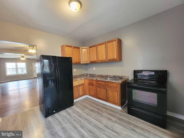 853 E WESTMORELAND ST, Philadelphia, PA 19134