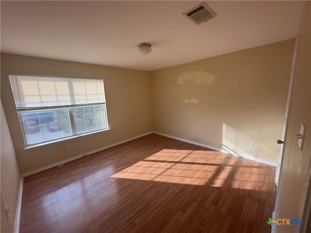2617 White Moon Drive, Harker Heights, TX 76548