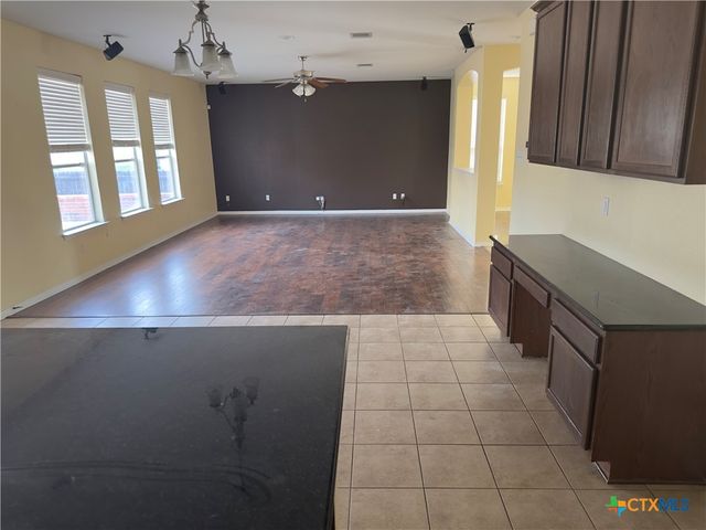 2617 White Moon Drive, Harker Heights, TX 76548