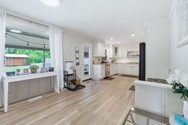 2636 Woodberry Dr, Nashville, TN 37214