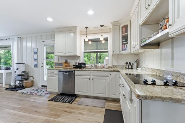 2636 Woodberry Dr, Nashville, TN 37214