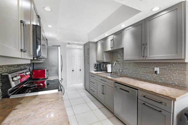 20100 Boca West Drive 126, Boca Raton, FL 33434