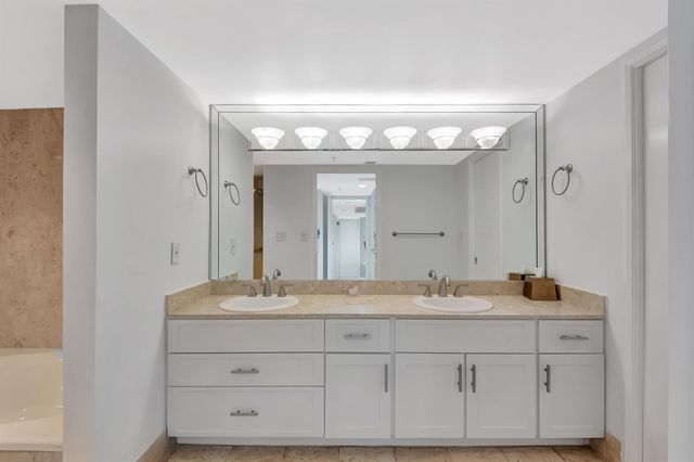 20100 Boca West Drive 126, Boca Raton, FL 33434