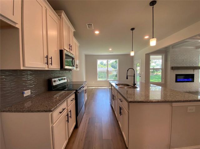 5037 Silver Fox Trail, Oakwood, GA 30566