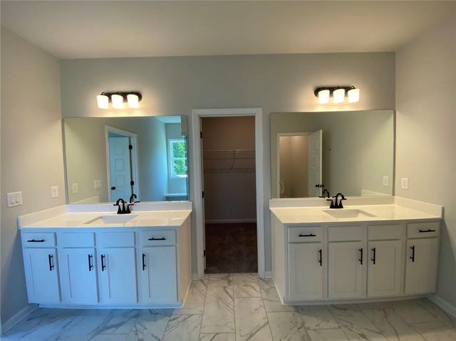 5037 Silver Fox Trail, Oakwood, GA 30566
