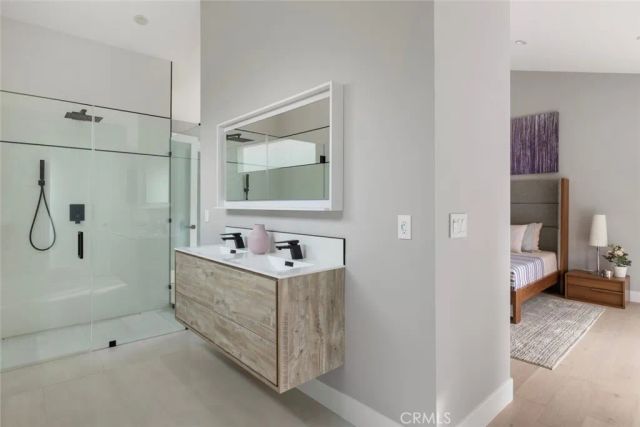 4731 Topanga Canyon Boulevard, Woodland Hills, CA 91364