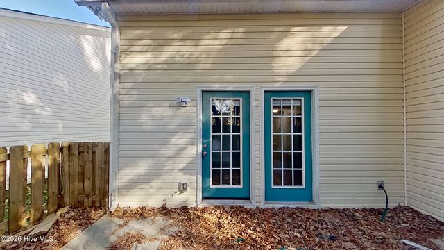 4620 Crawdad Court, Wilmington, NC 28405