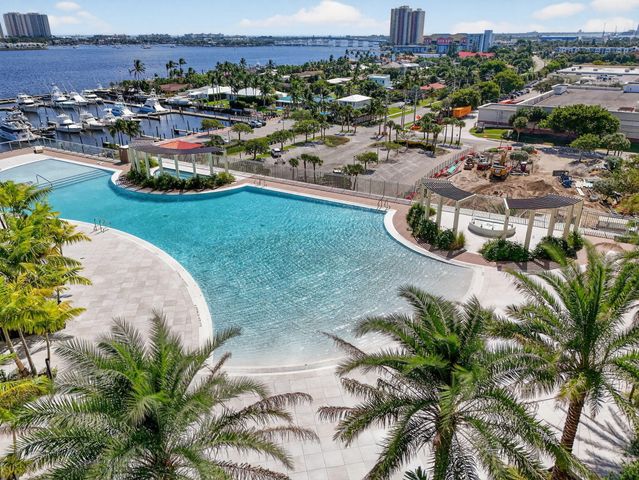 220 Lake Shore Drive 1702, Lake Park, FL 33403