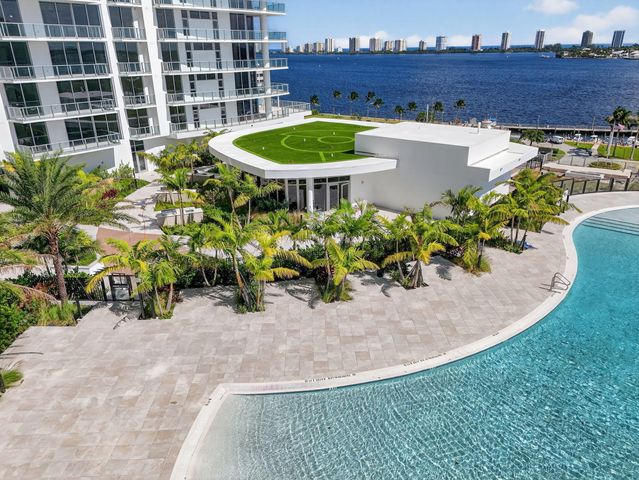 220 Lake Shore Drive 1702, Lake Park, FL 33403