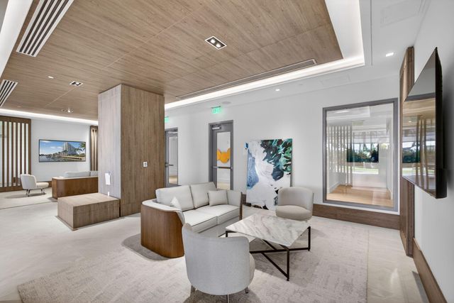 220 Lake Shore Drive 1702, Lake Park, FL 33403