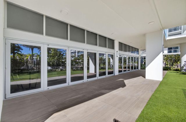 220 Lake Shore Drive 1702, Lake Park, FL 33403