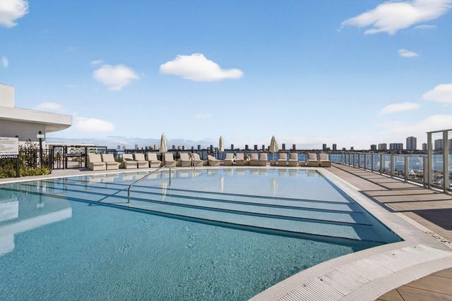 220 Lake Shore Drive 1702, Lake Park, FL 33403