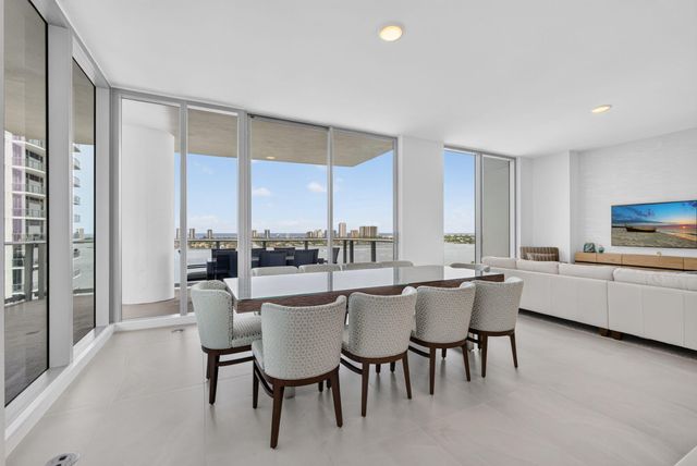 220 Lake Shore Drive 1702, Lake Park, FL 33403