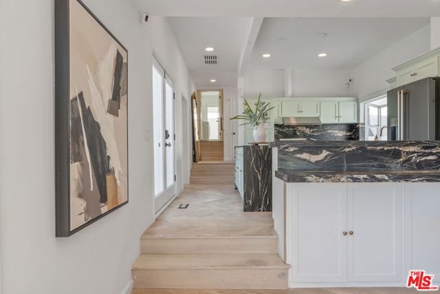 3479 Wonder View Drive, Los Angeles, CA 90068