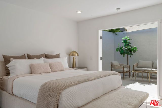 3479 Wonder View Drive, Los Angeles, CA 90068