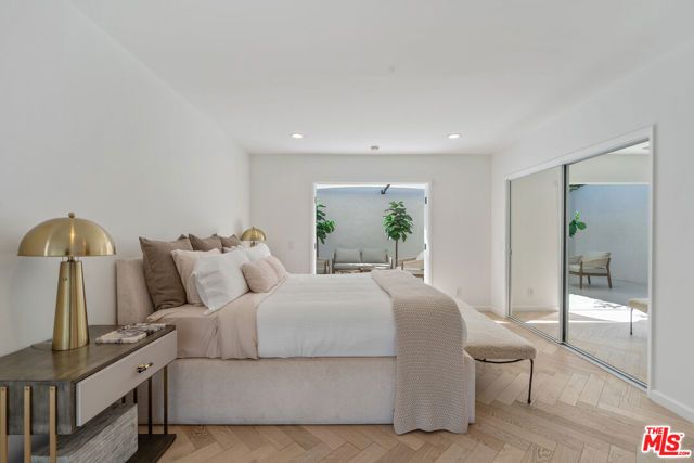 3479 Wonder View Drive, Los Angeles, CA 90068