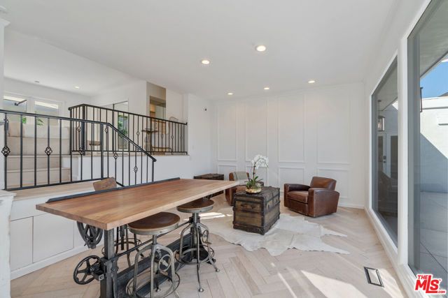 3479 Wonder View Drive, Los Angeles, CA 90068