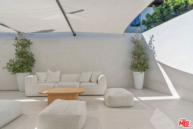 3479 Wonder View Drive, Los Angeles, CA 90068