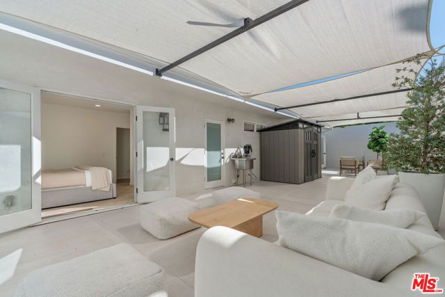 3479 Wonder View Drive, Los Angeles, CA 90068