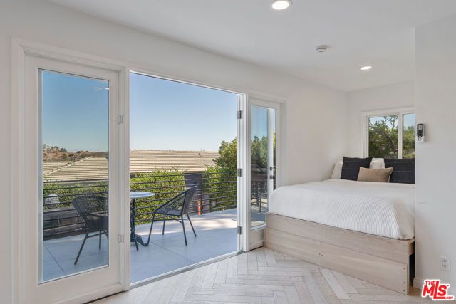 3479 Wonder View Drive, Los Angeles, CA 90068