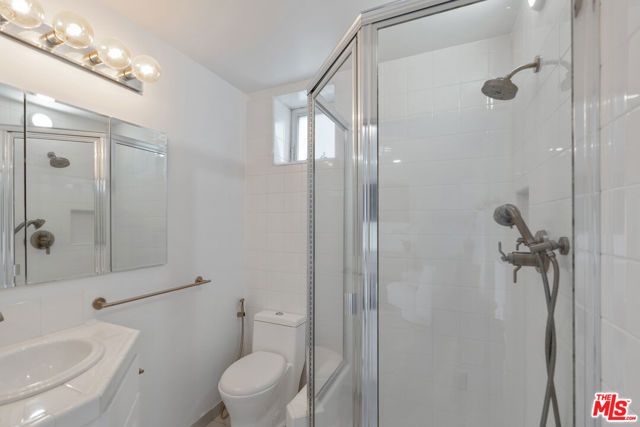 3479 Wonder View Drive, Los Angeles, CA 90068