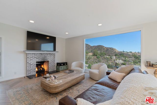 3479 Wonder View Drive, Los Angeles, CA 90068