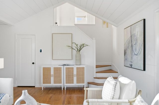 957 E Grant Place, San Mateo, CA 94402