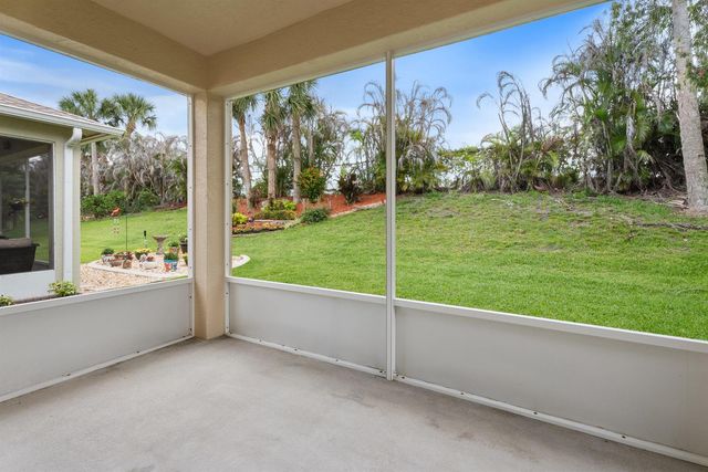 854 SW Rocky Bayou Terrace, Port St. Lucie, FL 34986