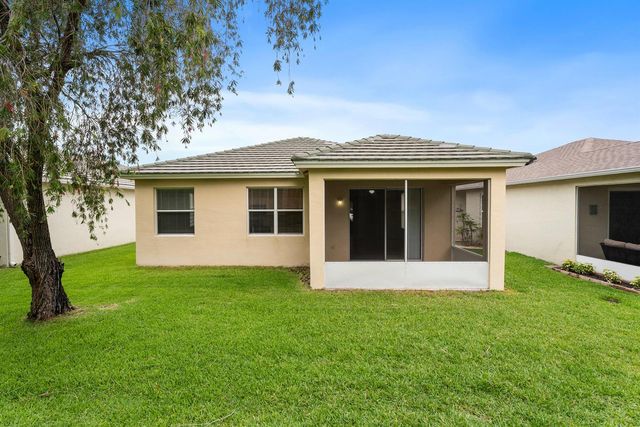854 SW Rocky Bayou Terrace, Port St. Lucie, FL 34986