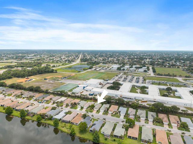 854 SW Rocky Bayou Terrace, Port St. Lucie, FL 34986