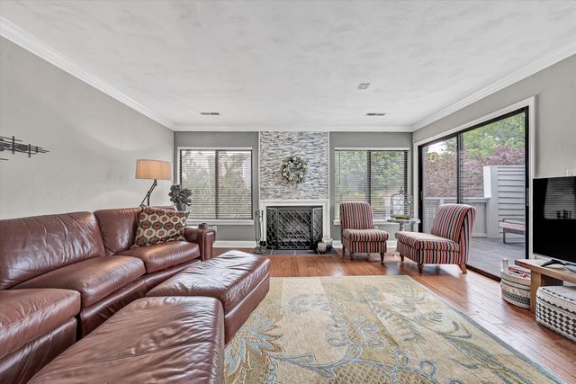 2428 Post Oak Rd, Salem, VA 24153